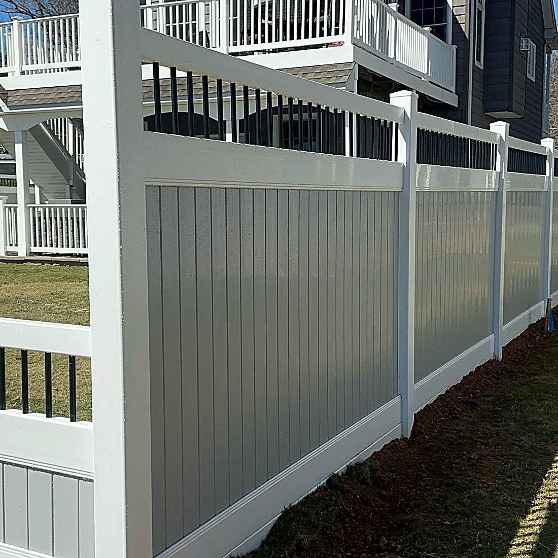 Two-tone vinyl privacy panel material